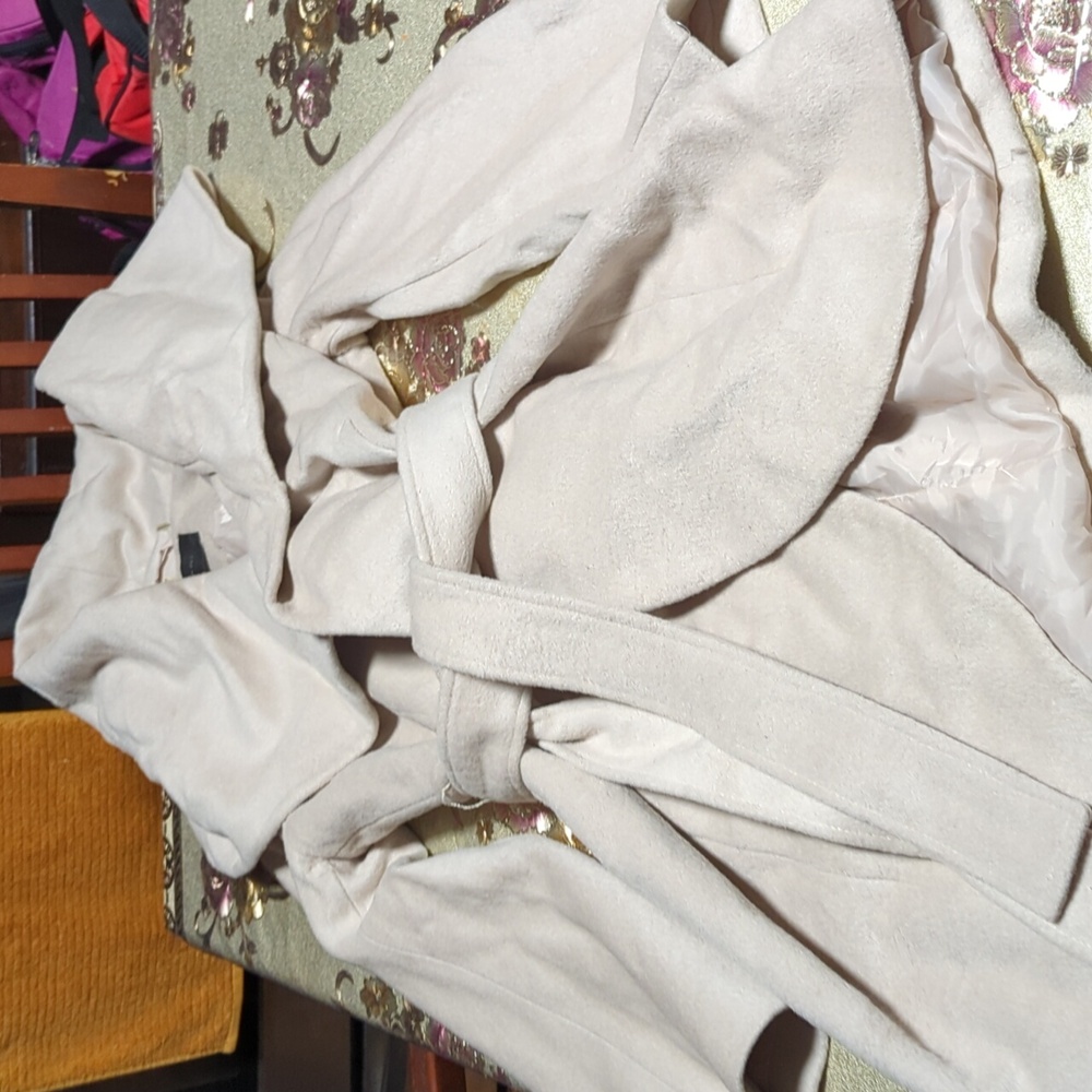 Tahari  Wool White Coat for Women